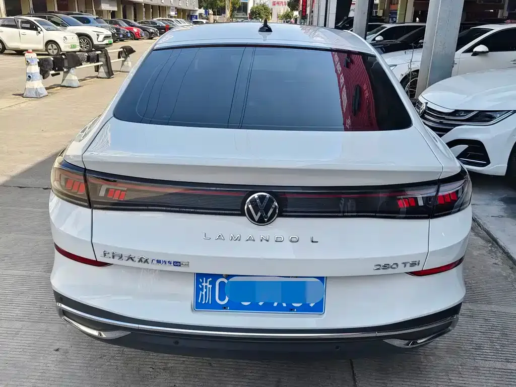 Volkswagen Lamando 2024 из CN, фото 8