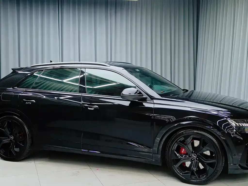 Audi RS Q8 2022 из CN, фото 10