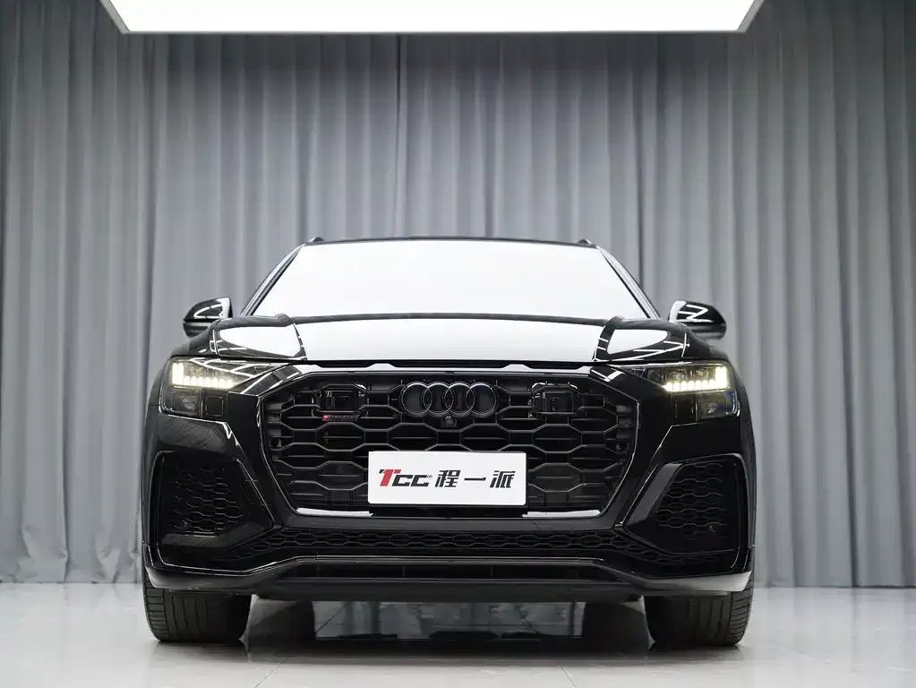 Audi RS Q8 2022 из CN, фото 5