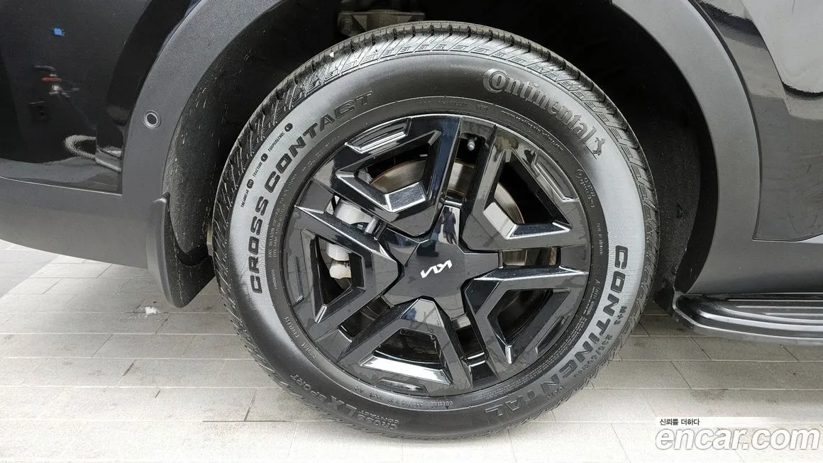 Kia Sorento — фото 7