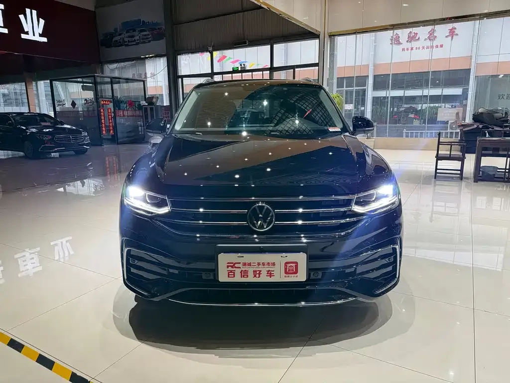 Volkswagen Tiguan L 2021 из CN, фото 8