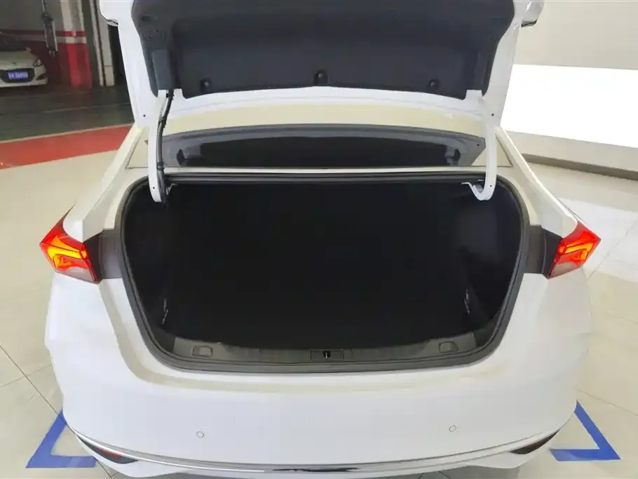 Buick Verano 2023 из CN, фото 6