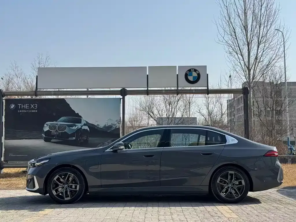 BMW i5 2025 из CN, фото 6