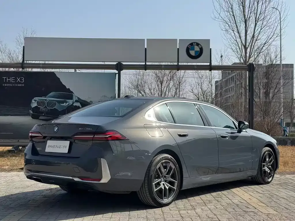 BMW i5 2025 из CN, фото 4