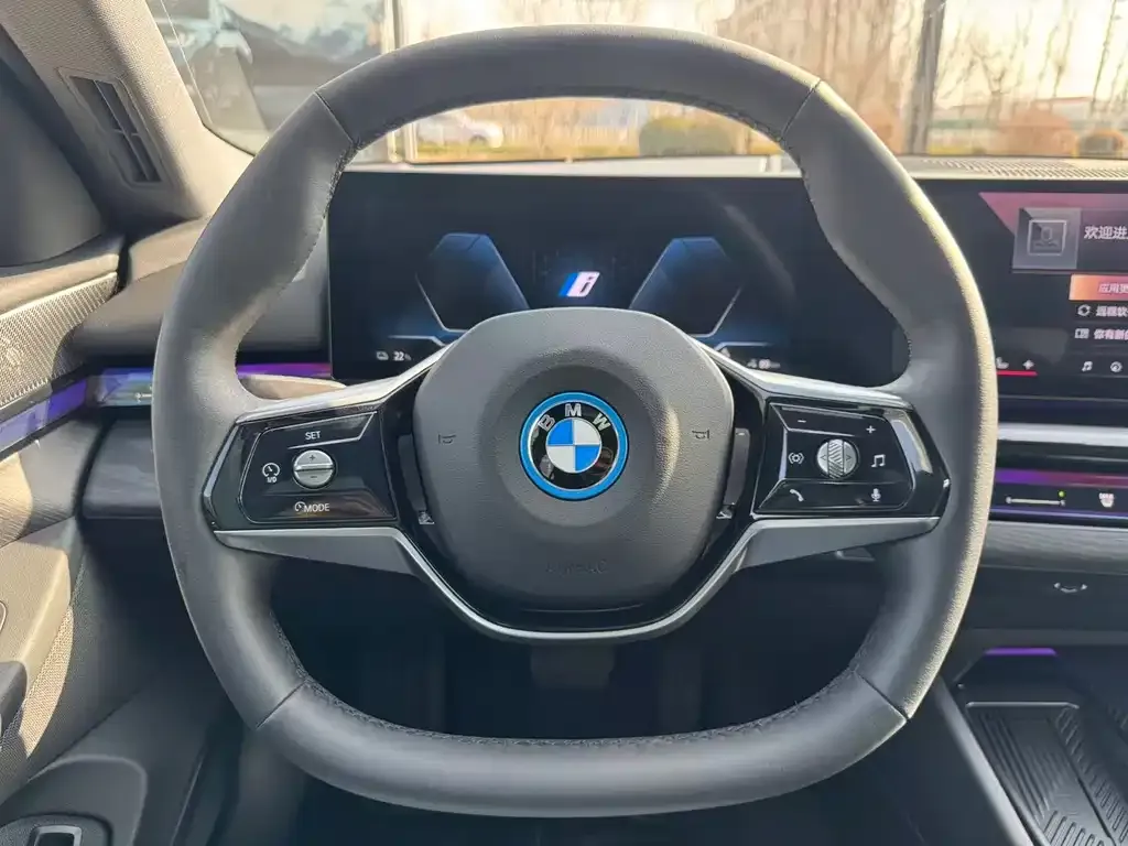 BMW i5 2025 из CN, фото 9