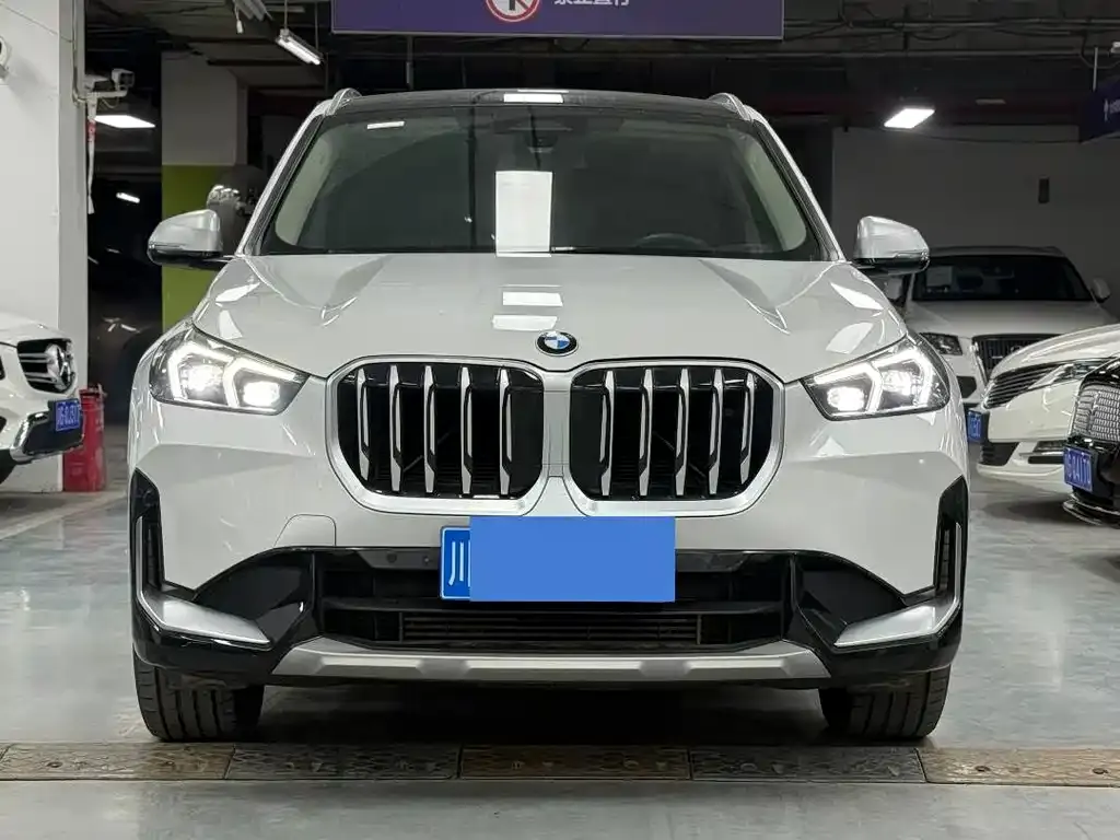 BMW X1 — фото 3
