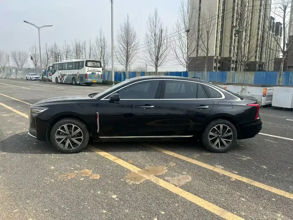 Hongqi H5 PHEV 2025 из CN, фото 9