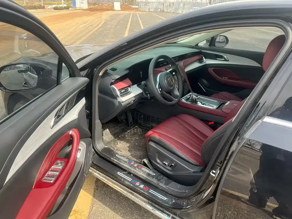 Hongqi H5 PHEV 2025 из CN, фото 5