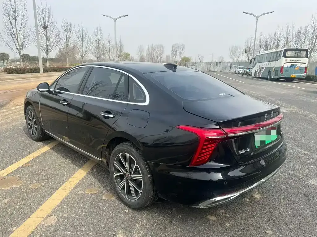 Hongqi H5 PHEV 2025 из CN, фото 4