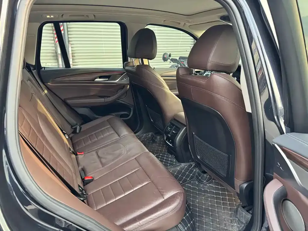 BMW X3 2021 из CN, фото 3
