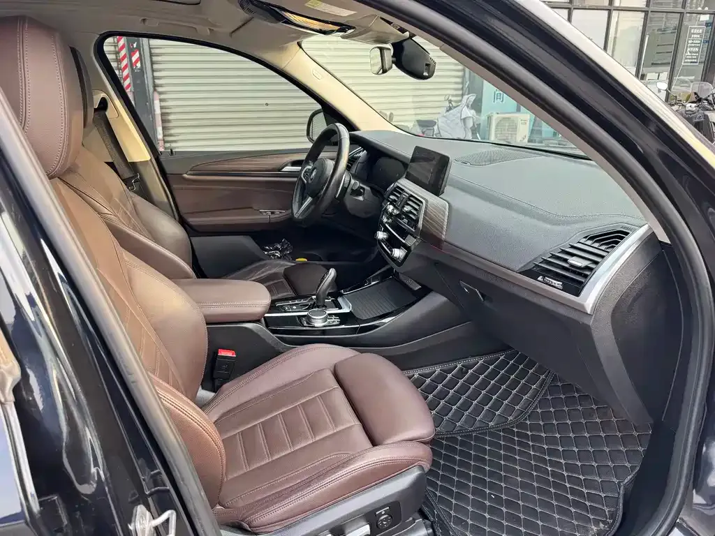 BMW X3 2021 из CN, фото 2