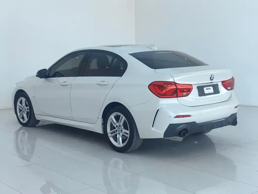 BMW 1 Series 2021 из CN, фото 5