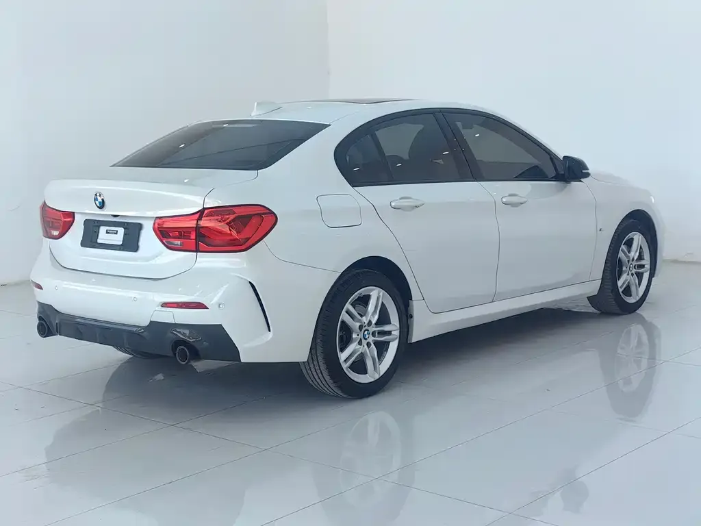 BMW 1 Series 2021 из CN, фото 4