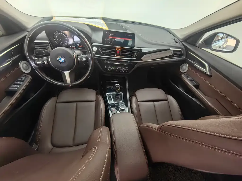BMW 1 Series 2021 из CN, фото 6