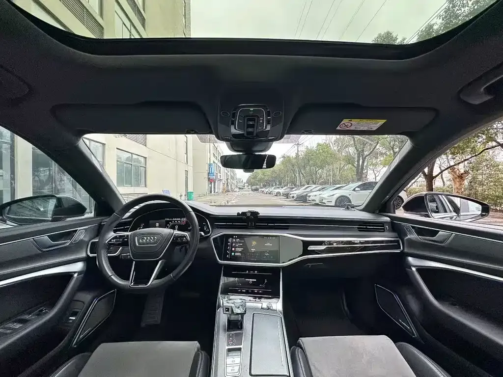 Audi A6L 2023 из CN, фото 4