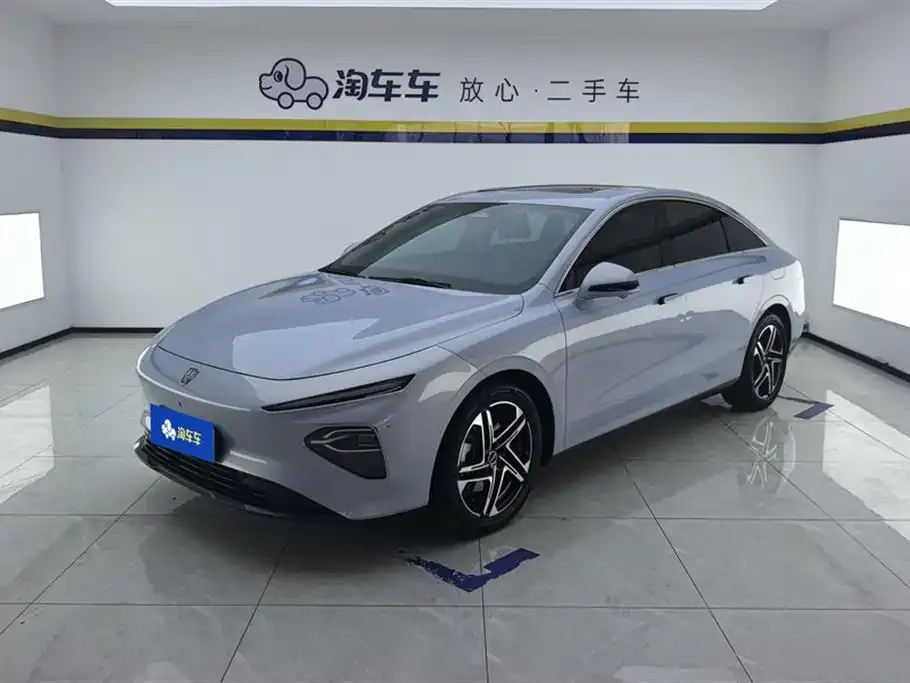 Roewe D7 — фото 1