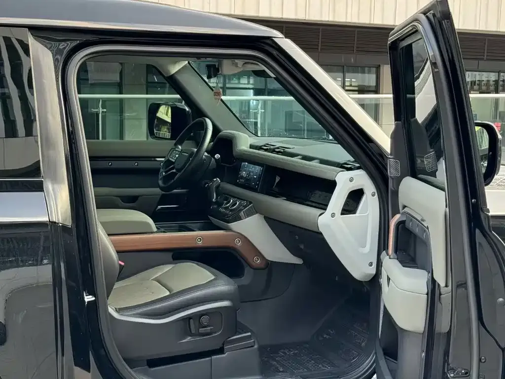 Land Rover Defender 2021 из CN, фото 9