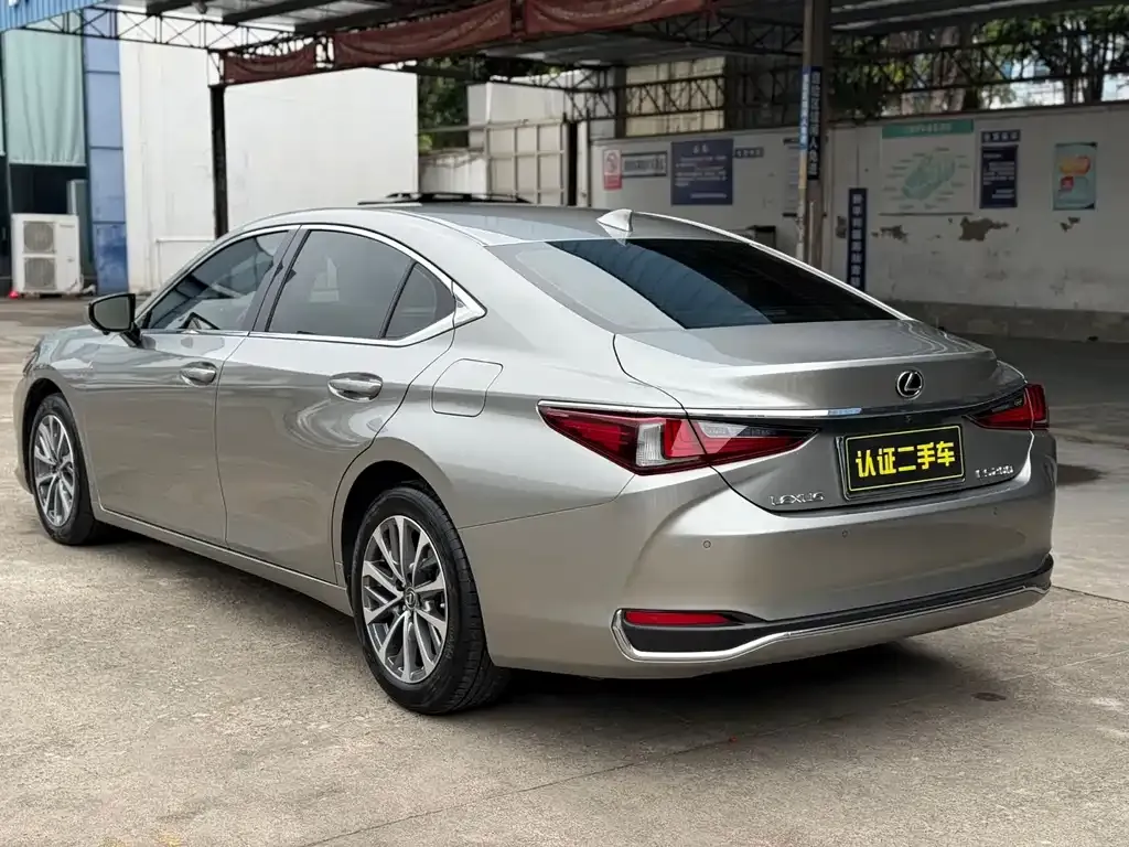 Lexus ES 2022 из CN, фото 6