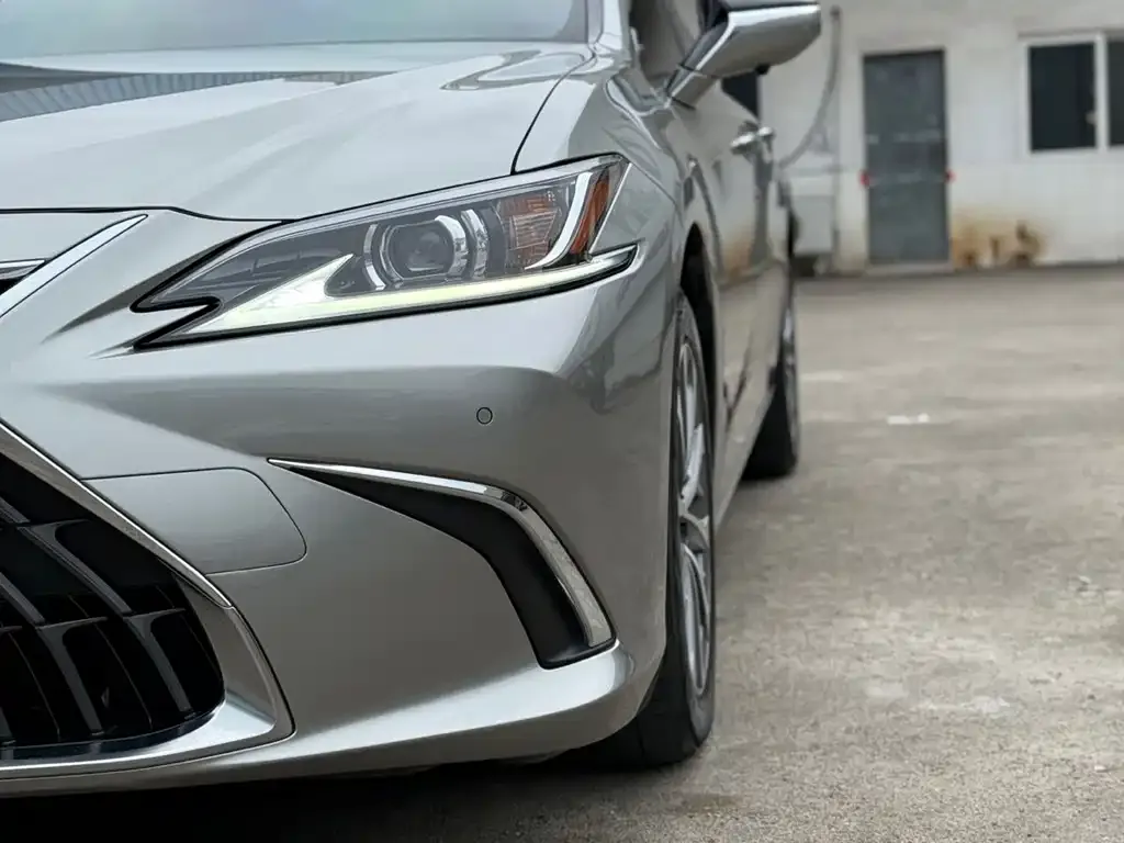 Lexus ES 2022 из CN, фото 4