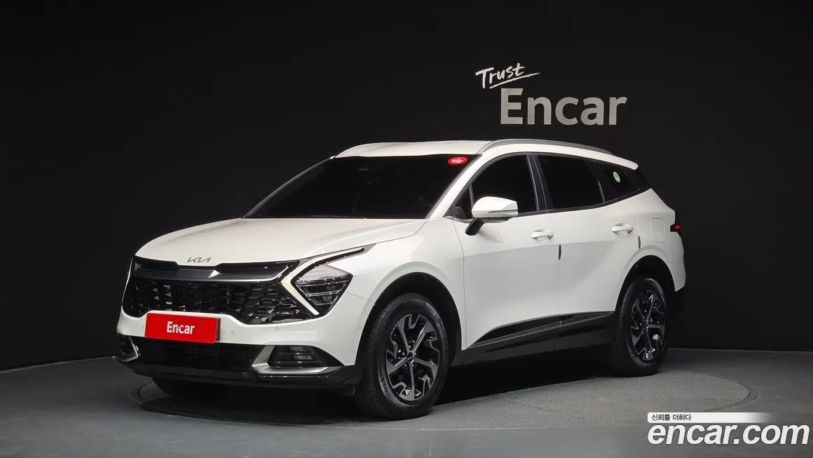 Kia Sportage — фото 1