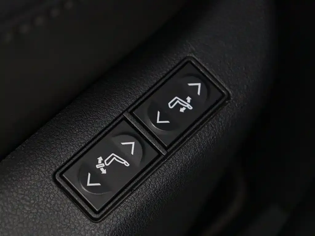 Toyota Sienna 2024 из CN, фото 7