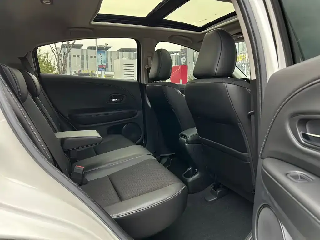Honda Vezel 2022 из CN, фото 2