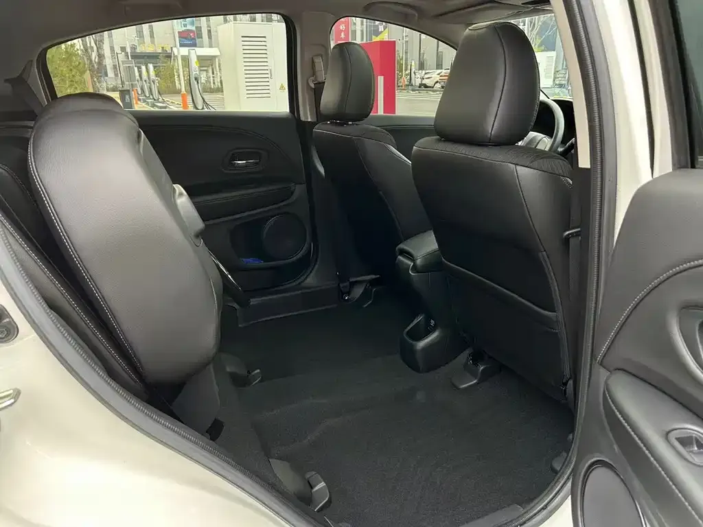 Honda Vezel 2022 из CN, фото 4