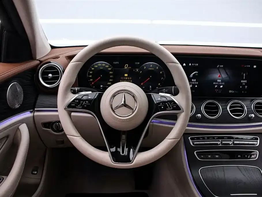 Mercedes-Benz E-Class 2022 из CN, фото 3