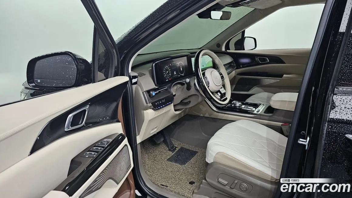 Kia Carnival — фото 10