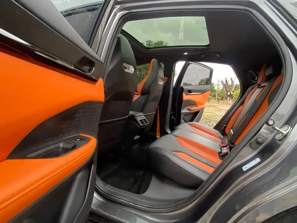 Changan UNI-V 2023 из CN, фото 6