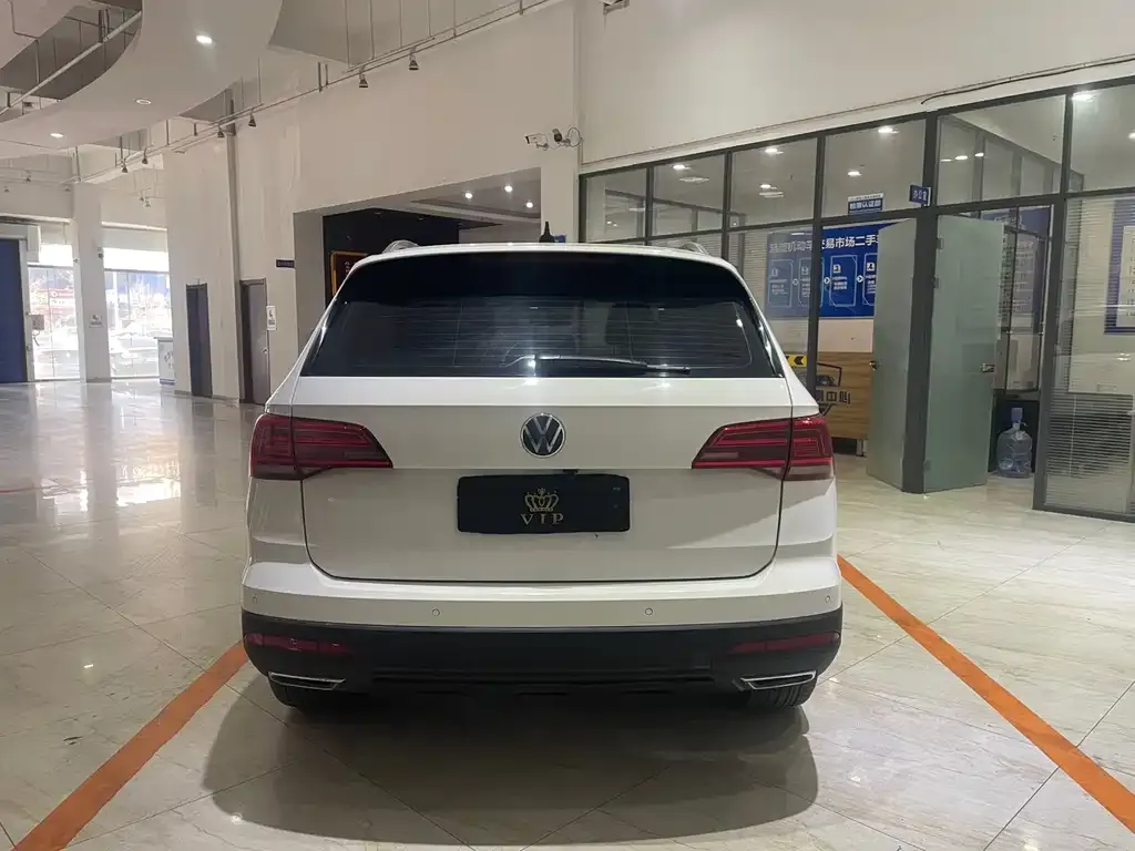 Volkswagen Tharu — фото 8