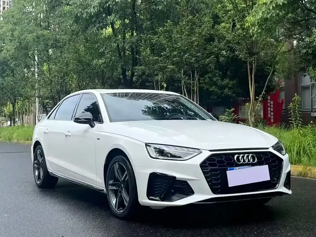 Audi A4L 2023 из CN, фото 9