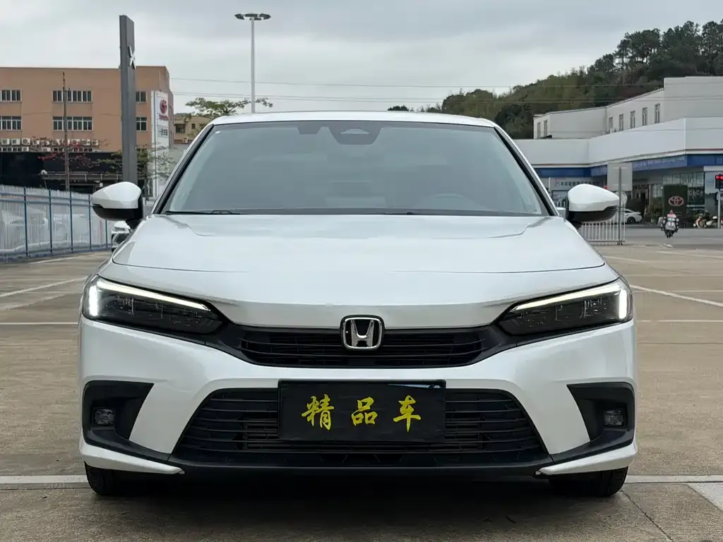 Honda Civic 2024 из CN, фото 2