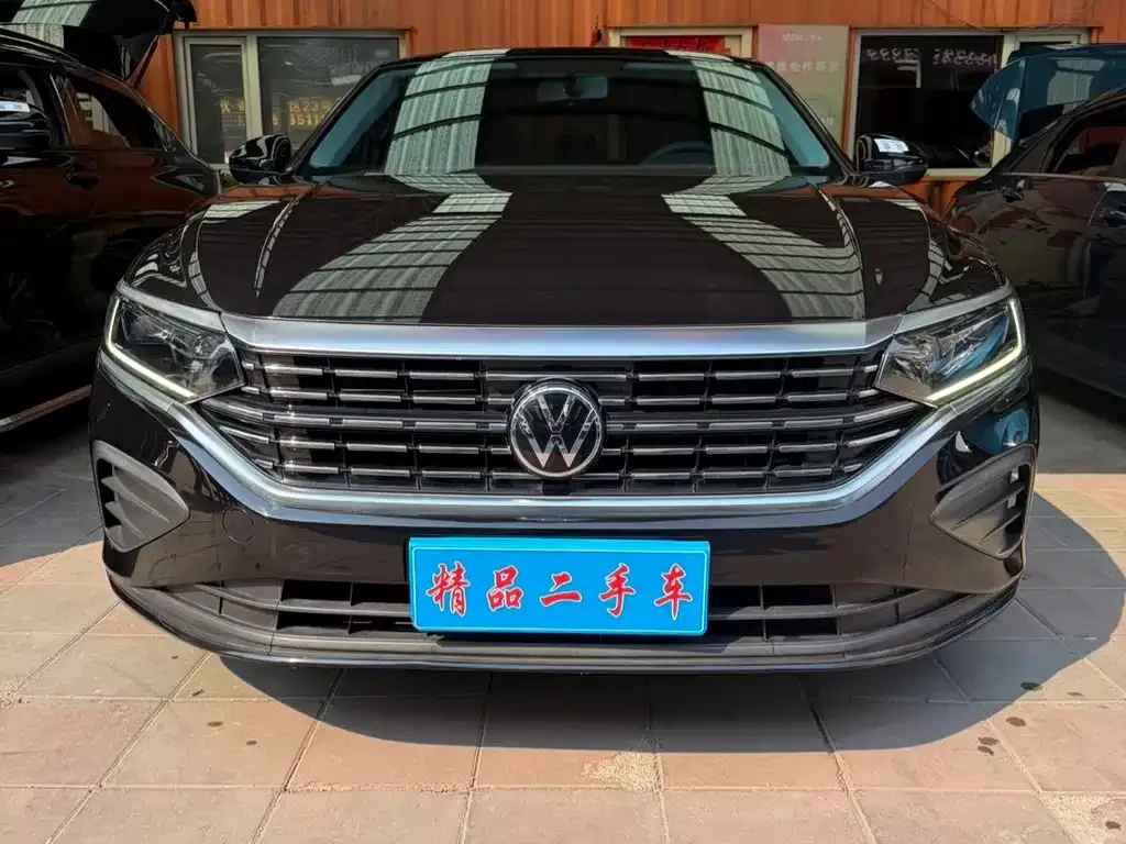 Volkswagen Passat — фото 6