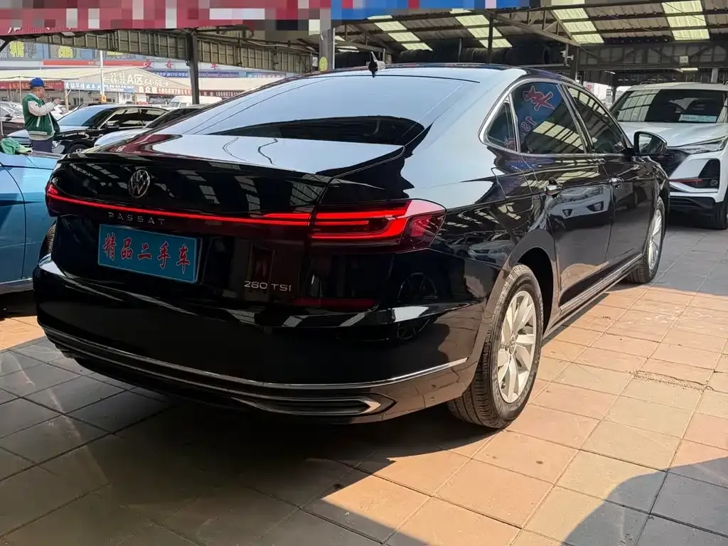 Volkswagen Passat — фото 7