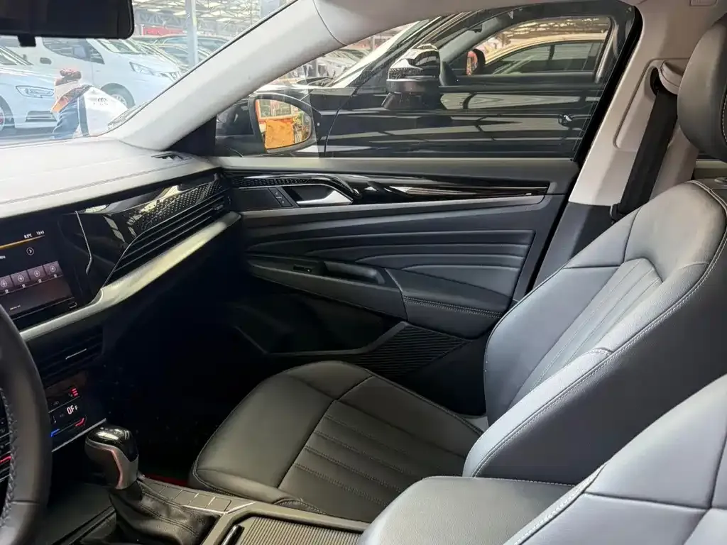 Volkswagen Passat — фото 4
