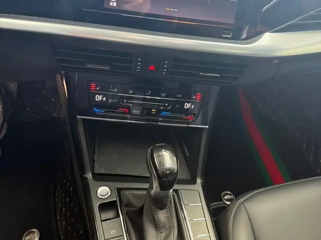Volkswagen Passat — фото 9