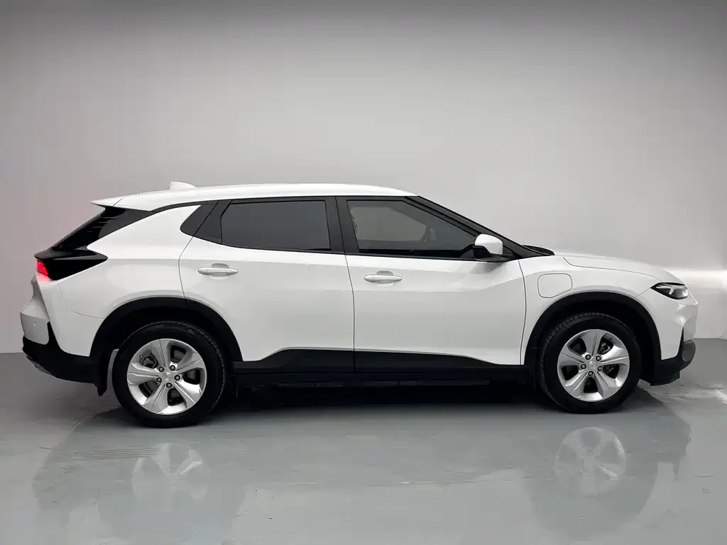 Chevrolet Menlo 2024 из CN, фото 4
