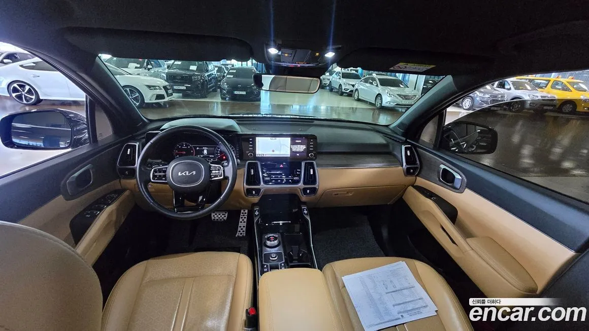 Kia Sorento — фото 10