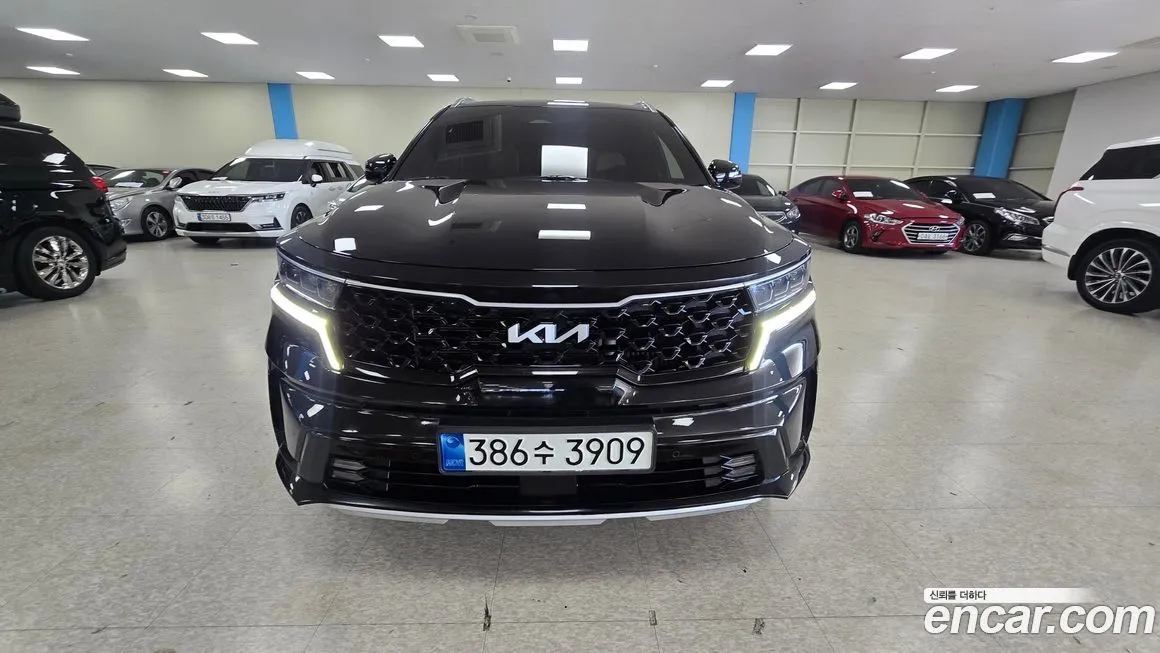 Kia Sorento — фото 3