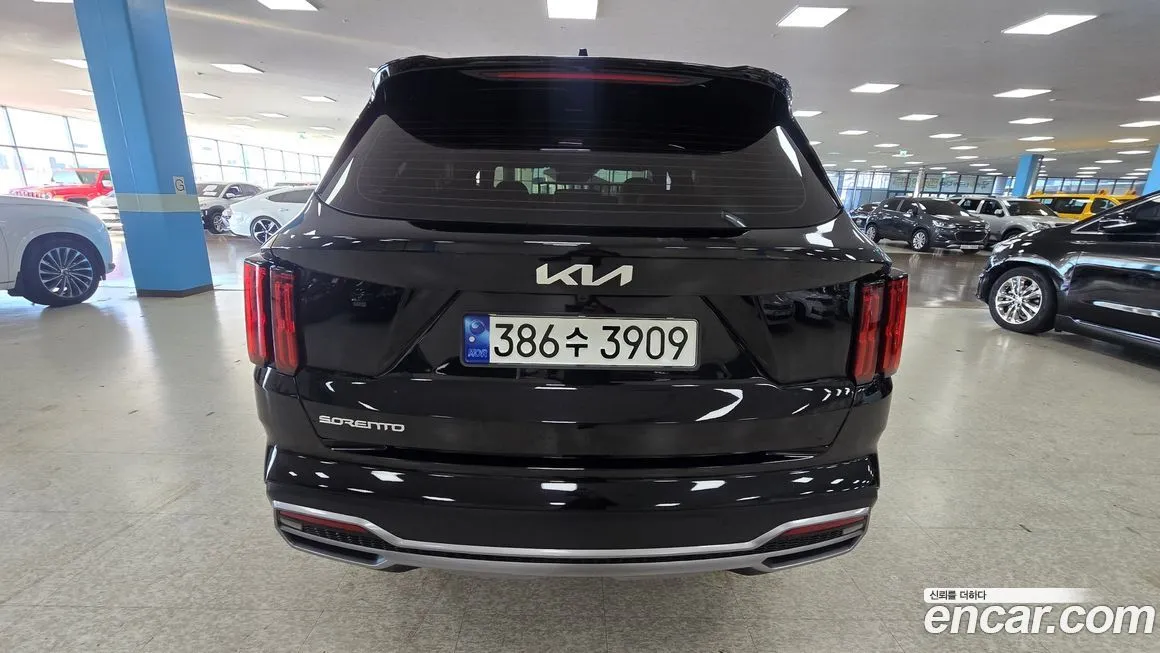 Kia Sorento — фото 4