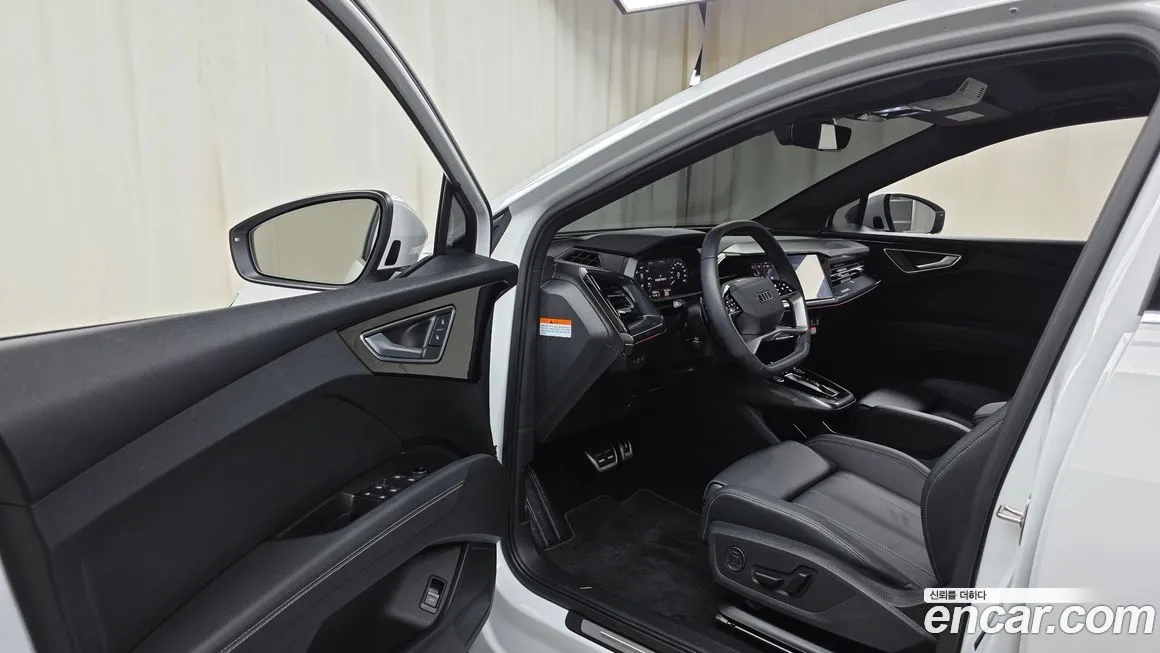 Audi Q4 e-tron 2025 из KR, фото 9