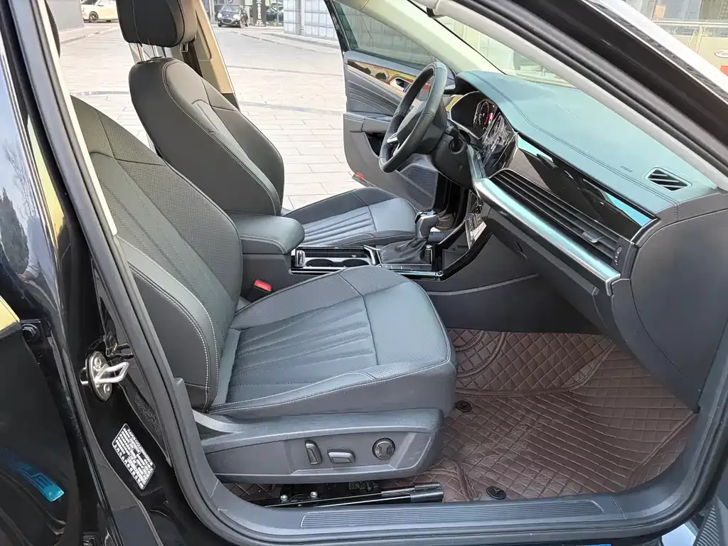 Volkswagen Passat — фото 5