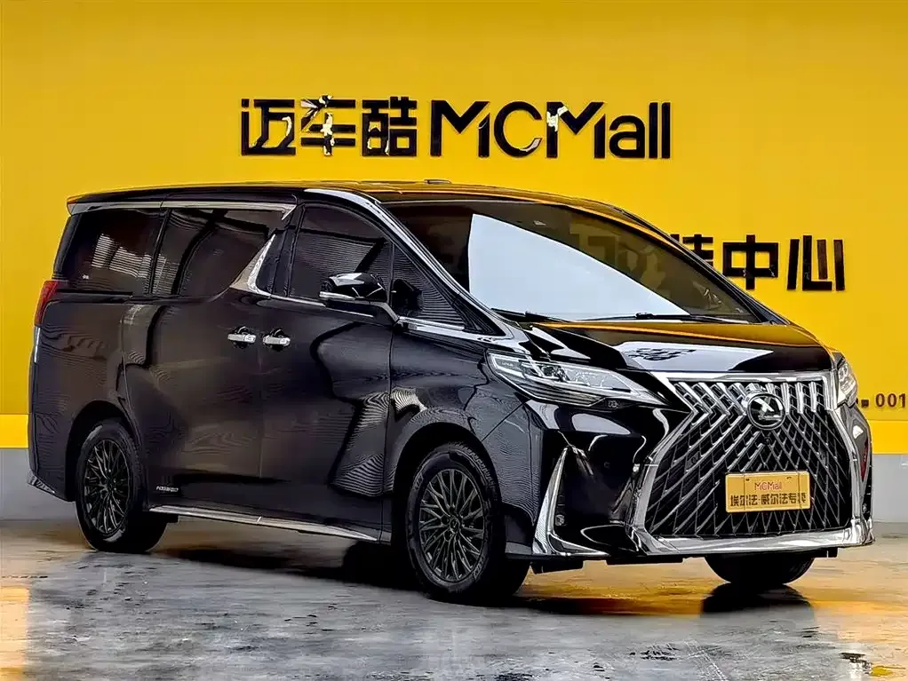 Lexus LM — фото 6