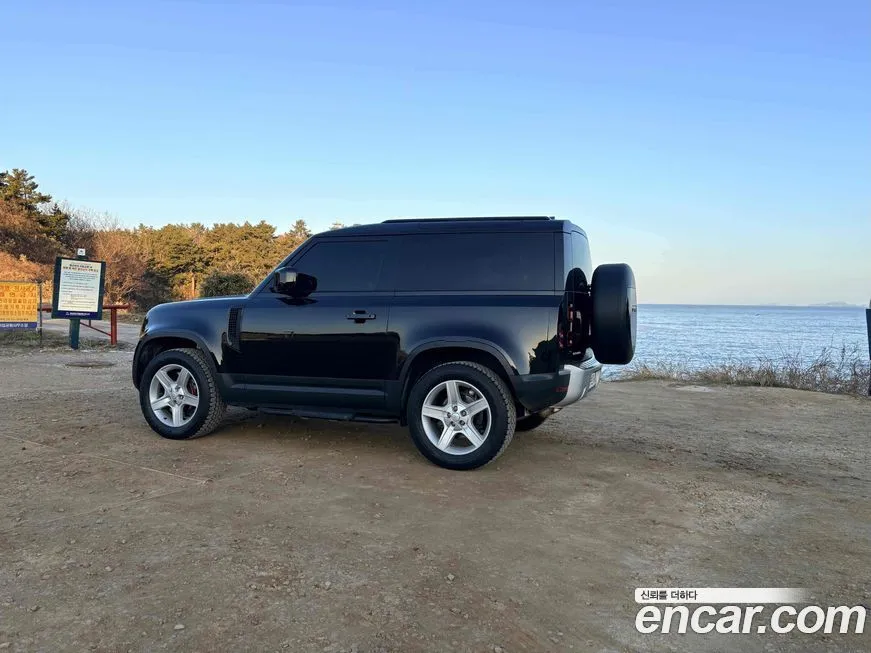 Land Rover Defender 2022 из KR, фото 9