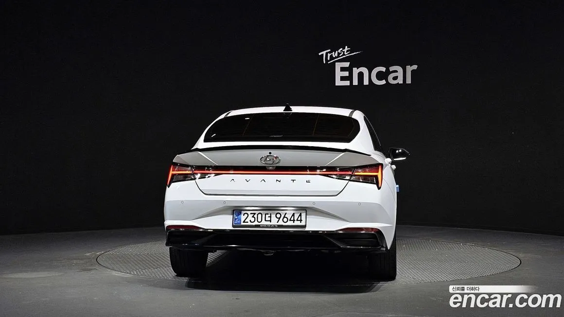 Hyundai AVANTE — фото 8