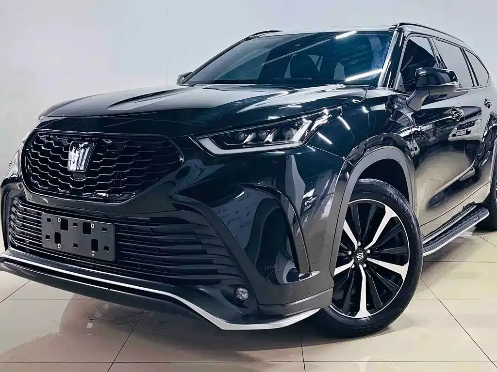 Toyota Crown Kluger 2023 из CN, фото 5