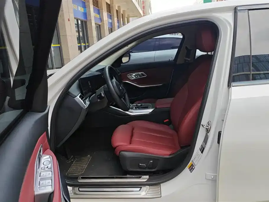 BMW i3 2024 из CN, фото 2