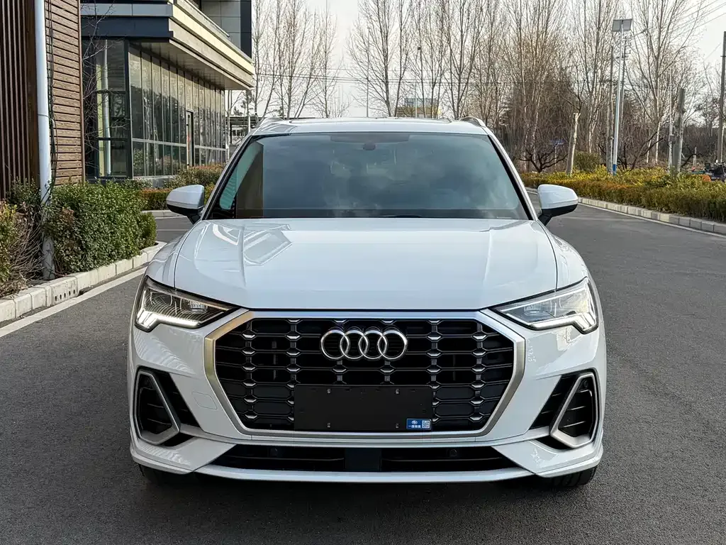 Audi Q3 2022 из CN, фото 10