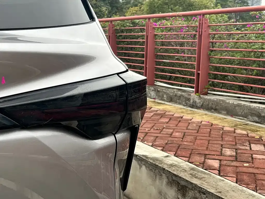 Toyota Sienna 2022 из CN, фото 10